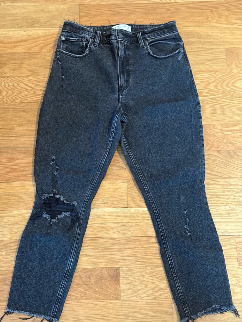 Abercrombie & Fitch Curve Love Black Distressed Skinny Jeans